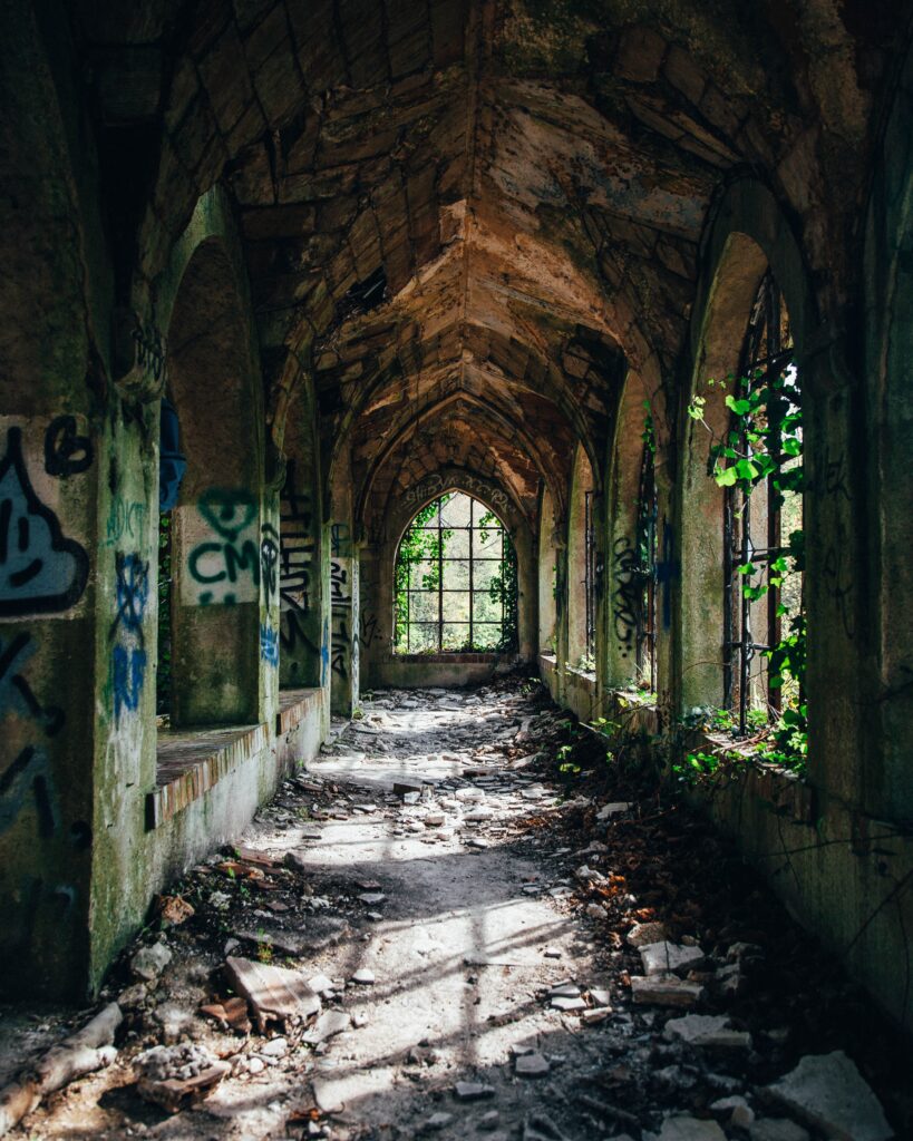 Are There Any Haunted Places In The Cotswolds?